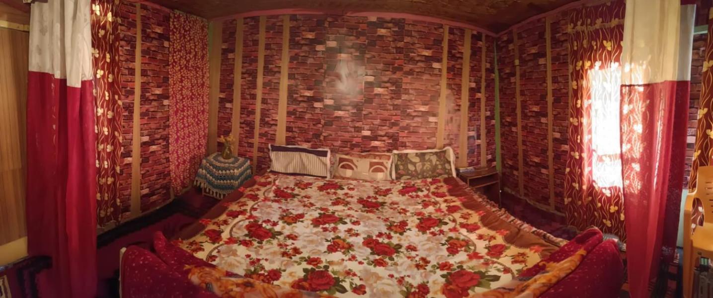 Hotel Island Srīnagar Екстериор снимка