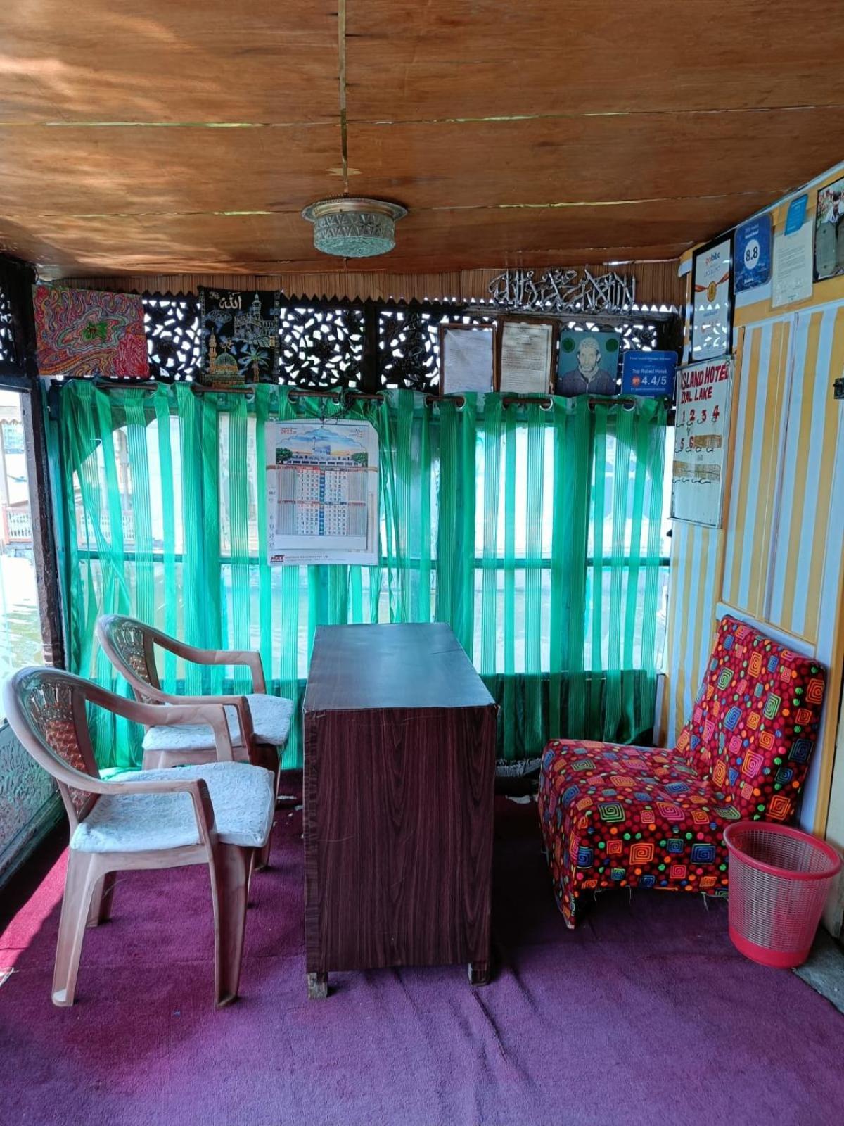 Hotel Island Srīnagar Екстериор снимка